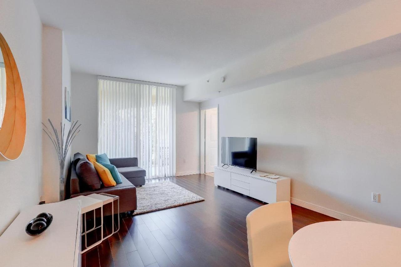 Apartment In Casa Costa Condo!Beach Pass Included Boynton Beach Kültér fotó