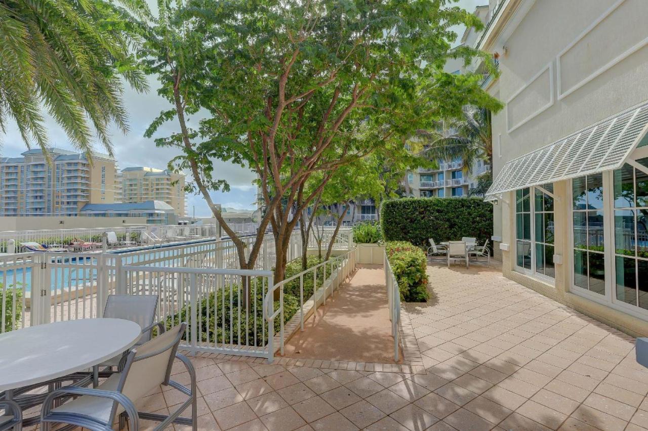 Apartment In Casa Costa Condo!Beach Pass Included Boynton Beach Kültér fotó
